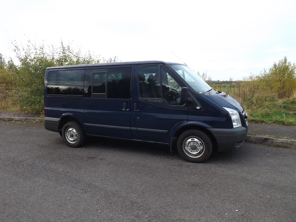 Used Ford Tourneo Trend 9 Seat Minibus with Aircon For Sale