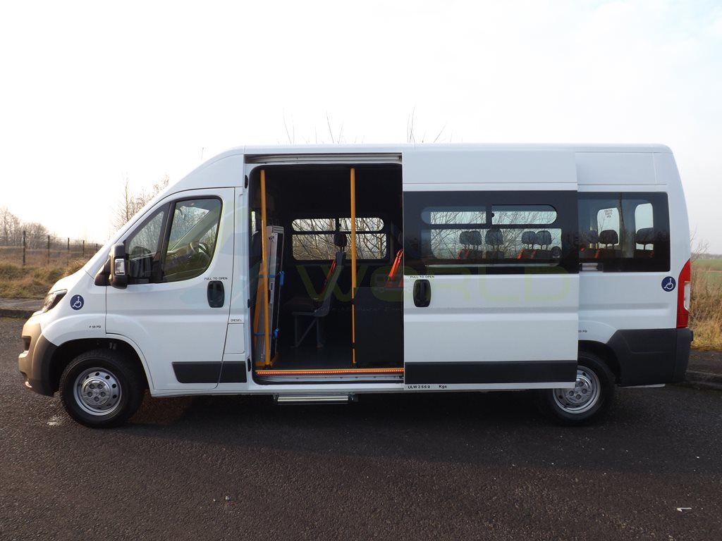 17 Seat Peugeot Boxer Drive On Car Licence Minibus Leasing Exterior Right Side Door