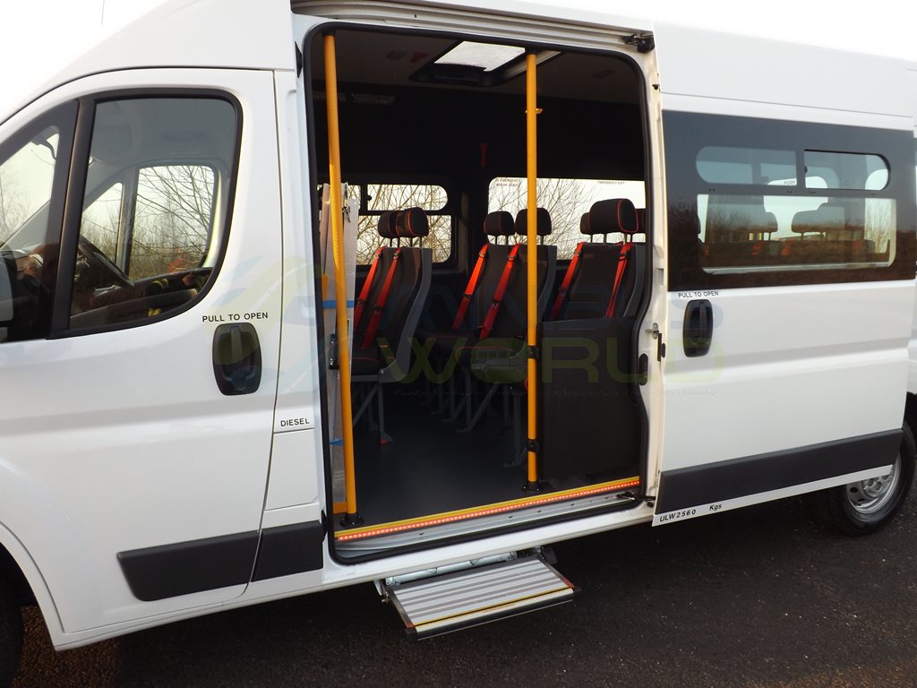 17 Seat Peugeot Boxer Drive On Car Licence Minibus Leasing Exterior Right Side Step Grab Handles