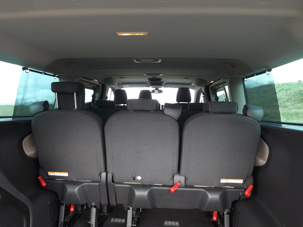 Ford Tourneo Custom 9 Seat Limited Edition L2 Minibus